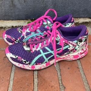 ASICS Gel Noosa Tri 11 Sneakers